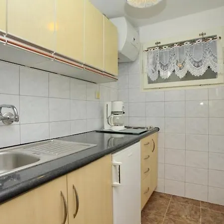 Cebalo Kor Ula Apartment