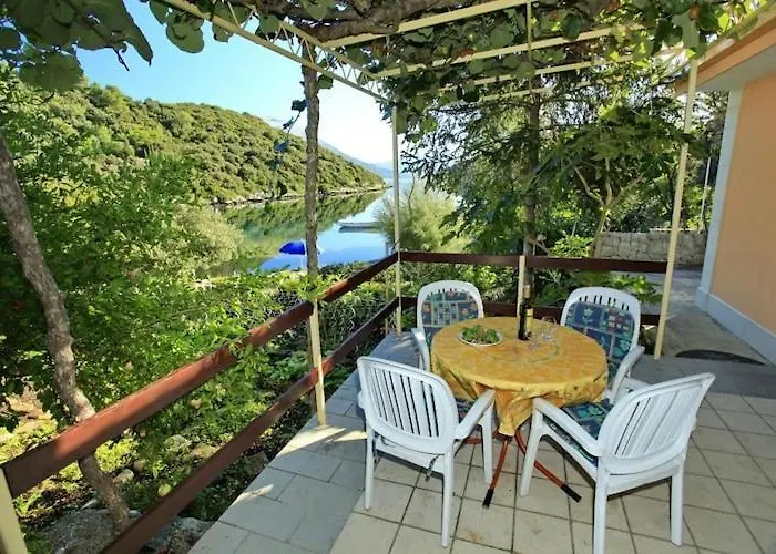 Cebalo Kor Ula 公寓